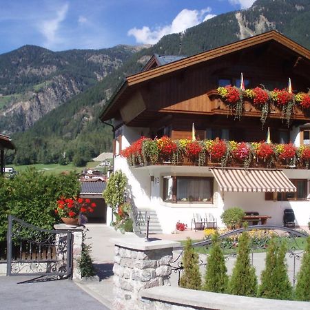 Haus Rosi Hotel Umhausen Buitenkant foto