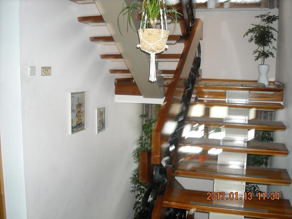 Haus Rosi Hotel Umhausen Buitenkant foto