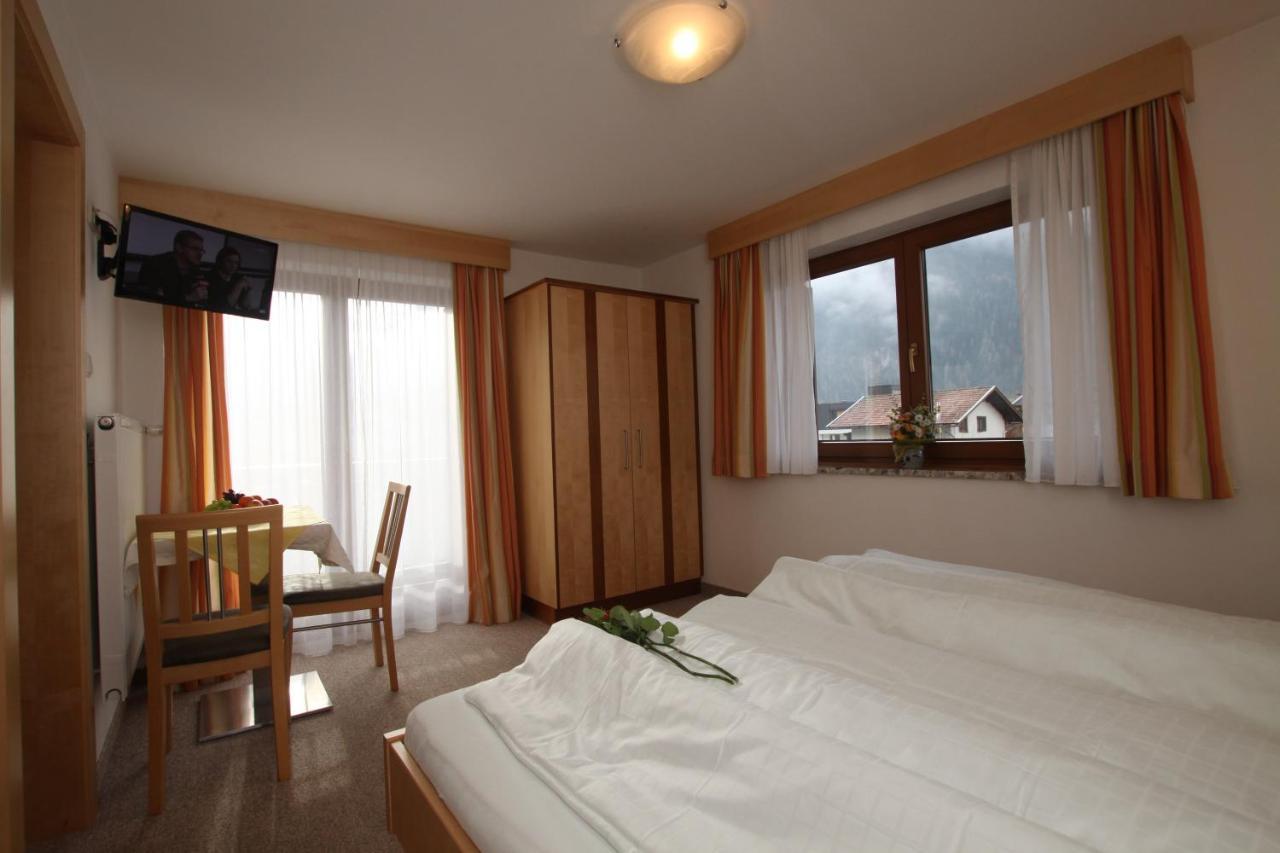 Haus Rosi Hotel Umhausen Buitenkant foto